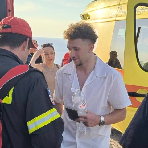 Ζάκυνθος: Ολοκληρώθηκε η επιχείρηση διάσωσης του 22χρονου που εγκλωβίστηκε στο Ναυάγιο 