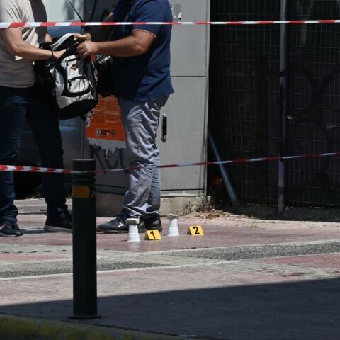 Επεισόδιο με πυροβολισμούς στα Πατήσια - Δύο συλλήψεις μετά από καταδίωξη