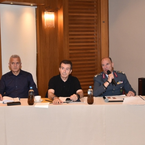 Χρυσοχοΐδης: Mε 200 αστυνομικούς ενισχύεται η Χαλκιδική για το καλοκαίρι	