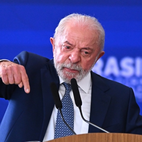 Οργή Λούλα κατά ΗΠΑ και Τραμπ - Η Βραζιλία δεν είναι μια «σκάρτη δημοκρατία», δηλώνει ο Βραζιλιάνος πρόεδρος