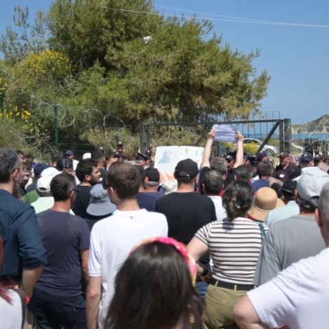 Συγκρούσεις και συλλήψεις για το mega resort του Κούσνερ στην Αλβανία