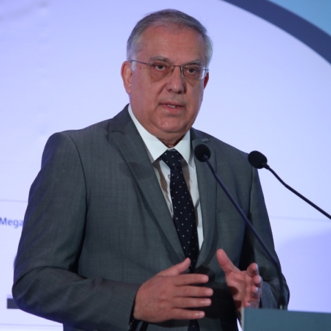 ΥΠΑΝ: Δύο χρόνια δημιουργικού έργου με 915 επενδύσεις και 15.000 νέες θέσεις εργασίας	