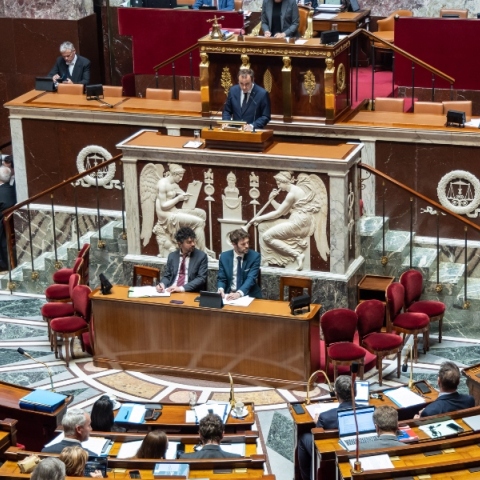 Γαλλία: Ξεκινούν αιφνιδιαστικοί έλεγχοι σε υπουργούς και αξιωματούχους για χρήση ναρκωτικών