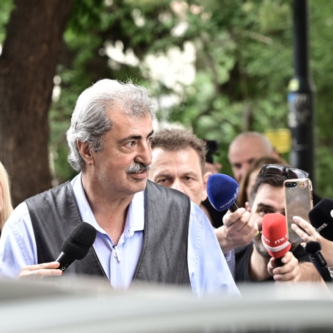 Πολάκης: Το αν θα αναλάβω τα ηνία θα το αποφασίσει ο κόσμος του ΣΥΡΙΖΑ
