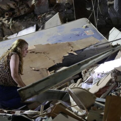 «Νόμιζα ότι το κτίριο θα καταρρεύσει» – Μαρτυρίες τρόμου από τους σεισμούς 7,2 και 7,5 Ρίχτερ στη Βενεζούελα 