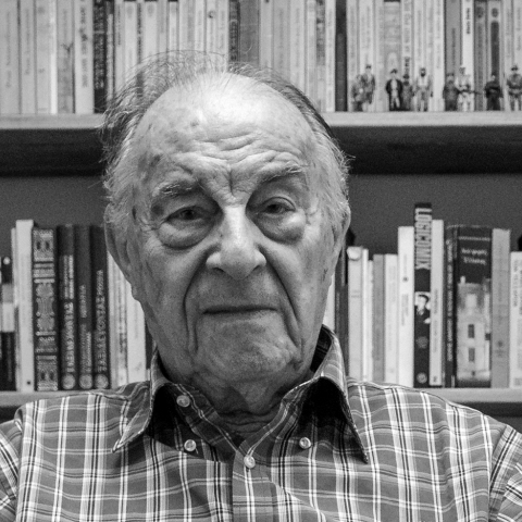 Βασίλης Παναγιώτοπουλος