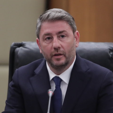 Ανδρουλάκης στο Tik Tok για τις Πανελλήνιες: Η αξία σου δεν χωράει σε έναν βαθμό
