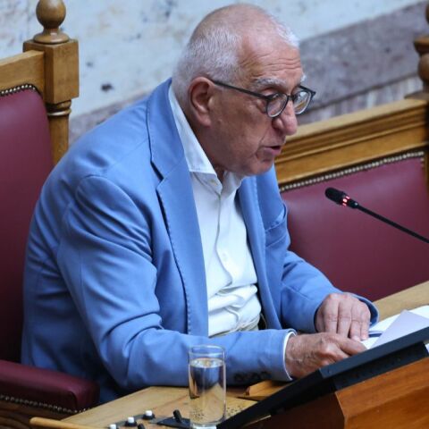 Κακλαμάνης για το επεισόδιο της Κωνσταντοπούλου: Κουμάντο στη Βουλή κάνει μόνο ο εκάστοτε πρόεδρος της