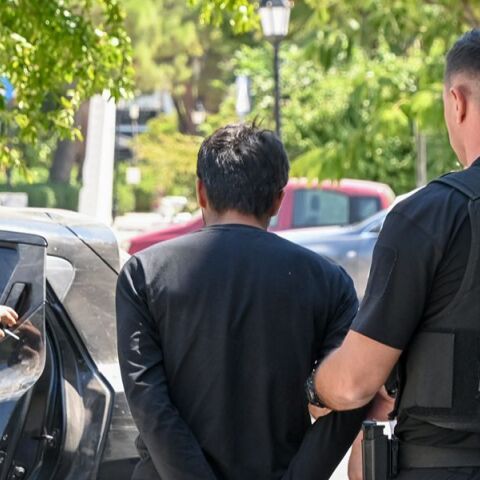 Ναύπλιο: Προθεσμία για να απολογηθούν έλαβαν οι δράστες που κατηγορούνται για τη δολοφονία του ψυχολόγου