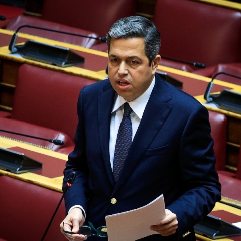 Με ένα χιουμοριστικό βίντεο ο Κεδίκογλου ανακοίνωσε τη ένταξή του στην ΕΛΑΣ του Τσίπρα