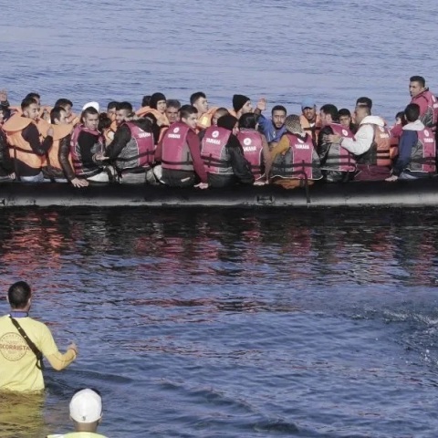 Βρετανία: Πρώην υπουργός των Συντηρητικών ζητά οίκο ανοχής σε χωριό για τους νέους μετανάστες 