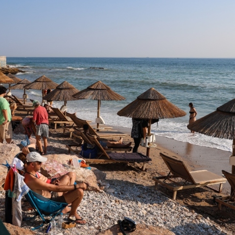 Καιρός αύριο: Παραμένουν τα 40αρια – 7 μποφόρ στο Αιγαίο