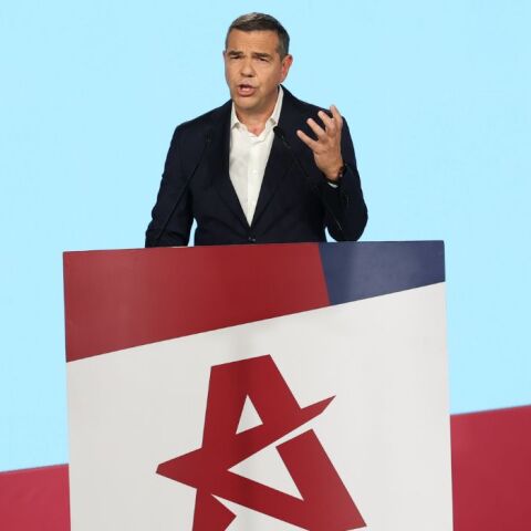 Τσίπρας: Πατριωτική εισφορά στο 1%, κατάργηση Πανελλαδικών και κρατικός έλεγχος της ΔΕΗ