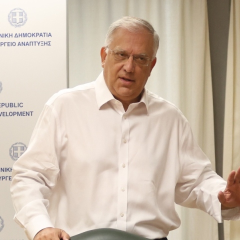 Τ. Θεοδωρικάκος: Ο Τσίπρας πουλά δωρεάν ελπίδα που θα γίνει απελπισία αν ο 