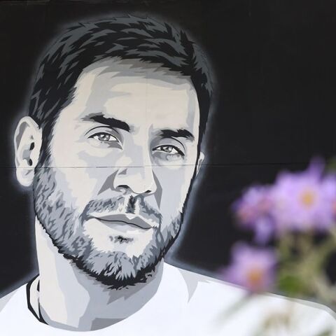 Ο Γιώργος Μαζωνάκης έγινε mural στη Θεσσαλονίκη - Εντυπωσιακές φωτογραφίες 