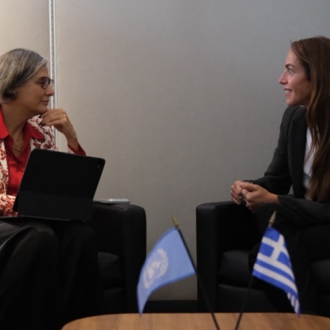 Δόμνα Μιχαηλίδου από Νέα Υόρκη: «Η Ελλάδα βάζει τη στέγαση και την κοινωνική προστασία στο κέντρο της διεθνούς συζήτησης»