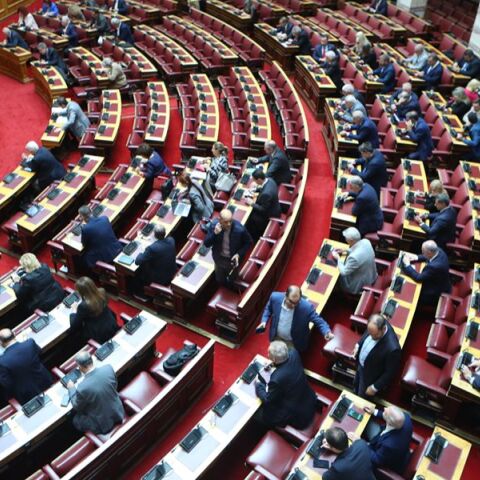 Βουλή: «Ναι» στην άρση ασυλίας Κωνσταντοπούλου, Πολάκη – «Όχι» για Πλεύρη και Θεοδωρικάκο