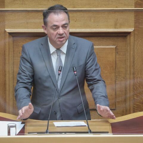 Στέλεχος του ΠΑΣΟΚ για το επεισόδιο με Παπαδοπούλου: «Λάθος μου οι οξείς τόνοι, ζήτησα συγγνώμη»