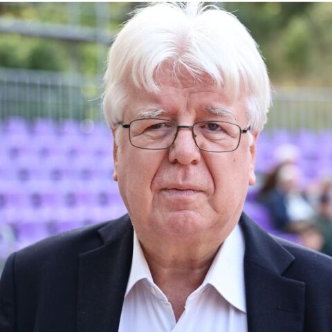 Σιακαντάρης για το άρθρο Καρτερού κατά Ανδρουλάκη: «Με τέτοια δημοσιεύματα πουθενά δεν θα βγούμε»