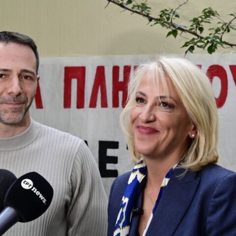 Αιχμές Δούρου με φόντο τον Τσίπρα: «Κρατούν τις έδρες λες και είναι προικιό, λες και ήταν του μπαμπά τους»