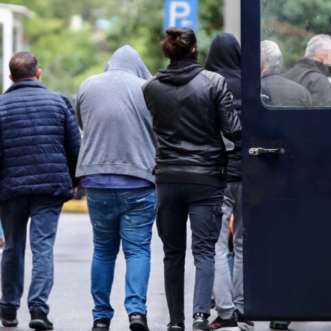 Pizza Fan: Προφυλακίστηκε ο ιδιοκτήτης – Τι υποστήριξαν στις απολογίες τους ο ίδιος και ο συνεργάτης του