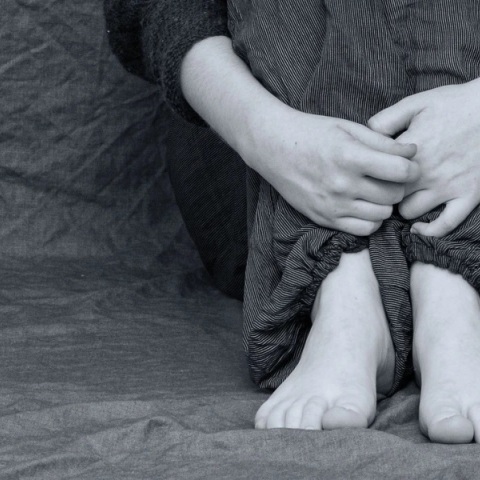 Πόδια νεαρού παιδιού