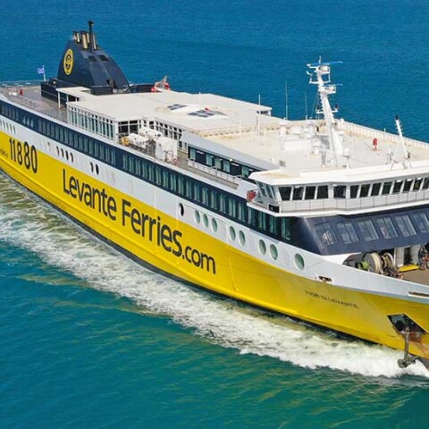 Το πλοίο «Fior Di Levante»