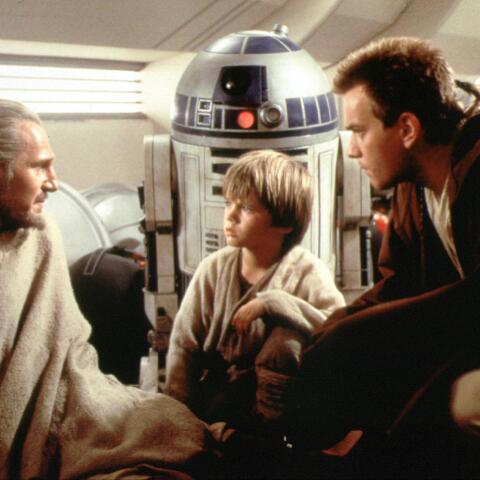 Star Wars: O Λίαμ Νίσον, ο Ίβαν ΜακΓκρέγκορ και ο Τζέικ Λόιντ στην ταινία «Η Αόρατη Απειλή» του 1999