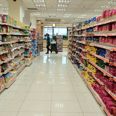 Η ακρίβεια θέλει σοβαρούς καταναλωτές κι όχι πρόθυμους πελάτες