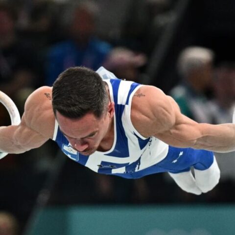 Λευτέρης Πετρούνιας