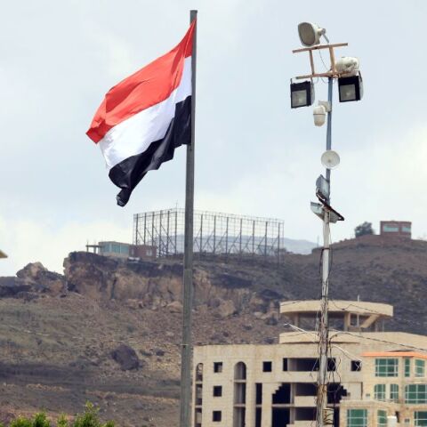 Υεμένης: Ο στρατός του Ισραήλ καλεί τους αμάχους να απομακρυνθούν από την περιοχή του αεροδρομίου της πρωτεύουσας Σαναά.