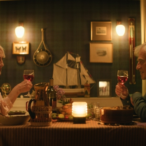 Protergia: Το φωτεινό φιλμ του Αργύρη Παπαδημητρόπουλου με τη Θέμιδα Μπαζάκα