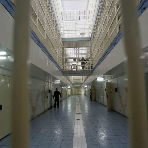 Θεσσαλονίκη: Προφυλακίστηκε 69χρονος για σεξουαλική κακοποίηση της 4χρονης εγγονής του - Κατηγορείται για κακουργηματικές πράξεις κατ’ εξακολούθηση.