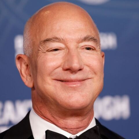 Ο Τζεφ Μπέζος αποκάλυψε γιατί στέλνει email με «;» σε στελέχη της εταιρίας του - Ο δισεκατομμυριούχος ιδρυτής της Amazon εξηγεί τη μέθοδο που χρησιμοποιεί.