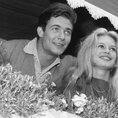 Η Μπριζίτ Μπαρντό με τον Ζακ Σαριέ, με τον οποίο απέκτησε τον γιο της, Νικολά