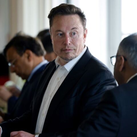 Μεγάλη βλάβη στην Amazon Web Services «γκρέμισε» πολλές εφαρμογές - Ο Έλον Μασκ σχολίασε σκωπτικά στο X το διαδικτυακό blackout