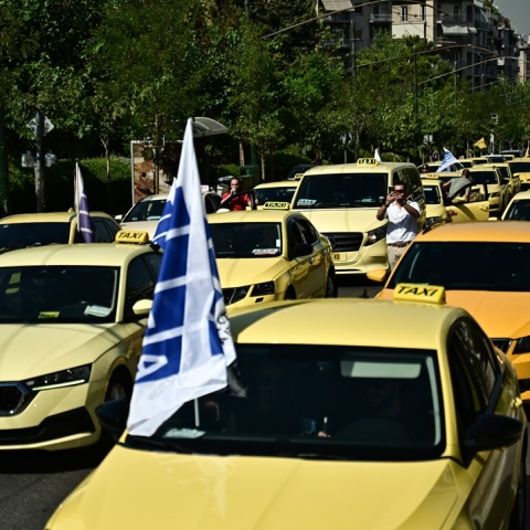 Ταξί στη σειρά κατά τη διάρκεια κινητοποίησης