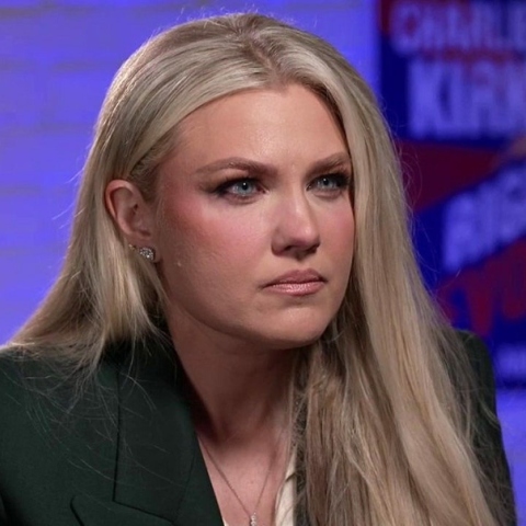 Η Έρικα Κερκ στην πρώτη της συνέντευξη μετά τη δολοφονία του Τσάρλι Κερκ 