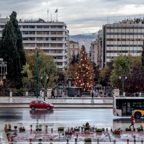 Καιρός: Σήμερα Κυριακή 7 Δεκεμβρίου αναμένονται βροχές και καταιγίδες σε ανατολικά και νότια - Άνεμοι έως 6 μποφόρ και θερμοκρασίες έως 19°C