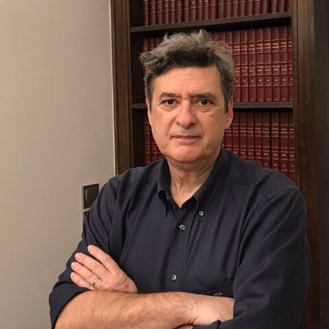 Δημήτρης Μαμαλούκας: «Μια ανώτερη δύναμη με κατευθύνει καμιά φορά στη συγγραφή»