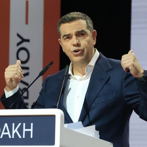 Αλέξης Τσίπρας: Στηρίζει τις κινητοποιήσεις των αγροτών - Καταγγέλλει αύξηση κόστους, καθυστερήσεις στις επιδοτήσεις και κυβερνητικές ευθύνες για ΟΠΕΚΕΠΕ.