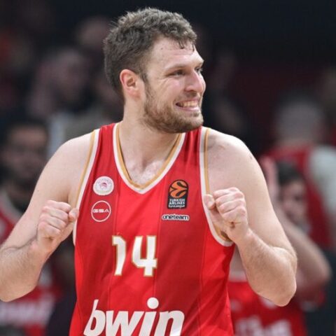 Βεζένκοβ: Η μυθική 45αρα του κόντρα στην Μπάγερν στις καλύτερες φάσεις της χρονιάς