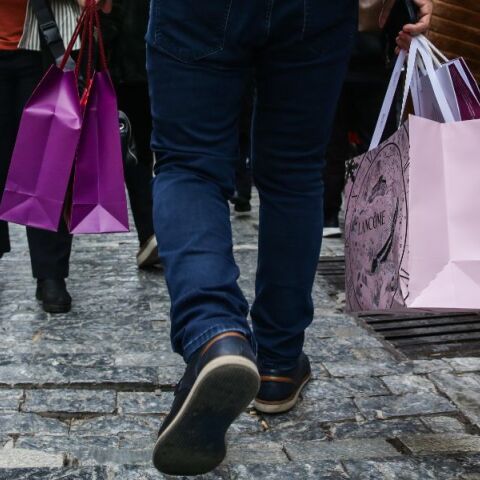 Πώς θα λειτουργήσουν καταστήματα και σούπερ μάρκετ 