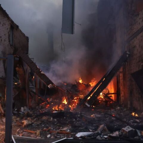 Το ένα τρίτο του Κιέβου χωρίς θέρμανση - Ρωσικό σφυροκόπημα πριν από τη συνάντηση Ζελένσκι-Τραμπ