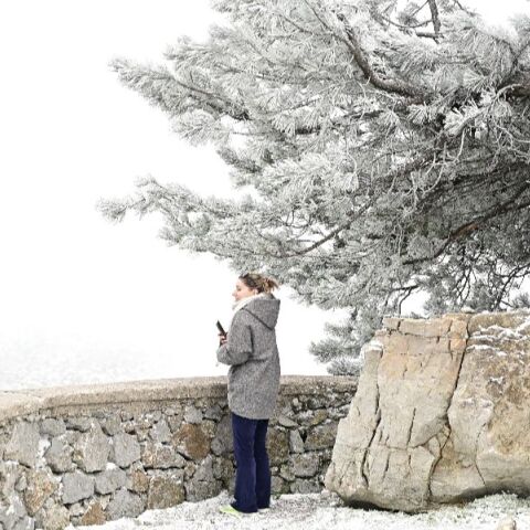 Καιρός: Σε εξέλιξη η ψυχρή εισβολή - Πέφτει κι άλλο η θερμοκρασία την Κυριακή, σε ποιες περιοχές θα χιονίσει