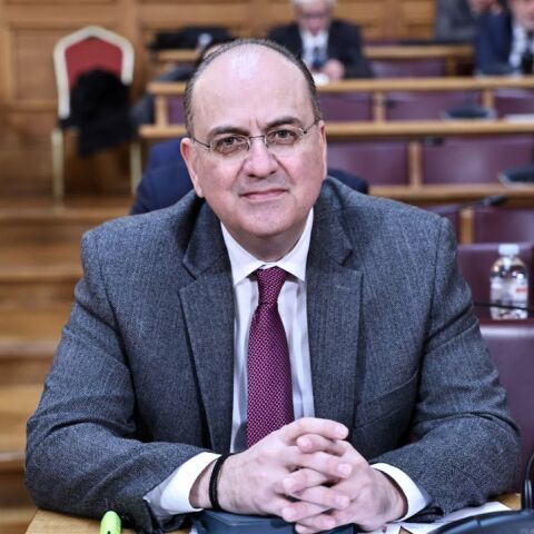 O Mακάριος Λαζαρίδης στην εξεταστική επιτροπή του ΟΠΕΚΕΠΕ