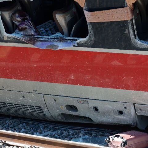 Ισπανία: 42 νεκροί, δεκάδες δεκάδες αγνοούμενοι - Στο μικροσκόπιο το δίκτυο υψηλής ταχύτητας AVE