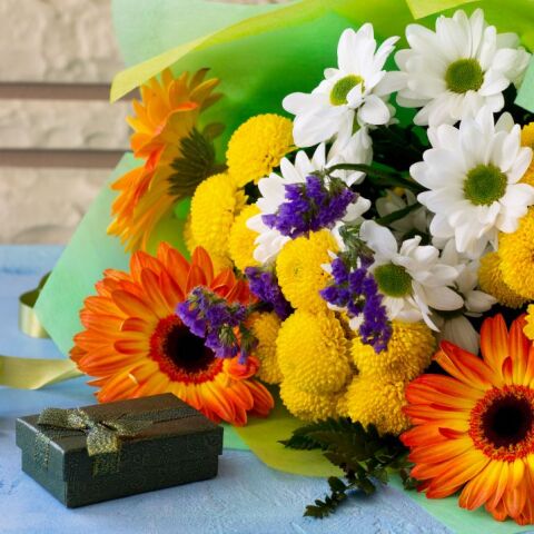 Δώρα και λουλούδια