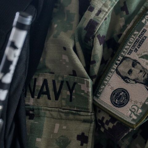 Ο Ντόναλντ Τραμπ ανακοινώνει αποστολή αμερικανικής «αρμάδας» στη Μέση Ανατολή, ενώ οι νεκροί από την καταστολή στο Ιράν ξεπερνούν τους 5.000.