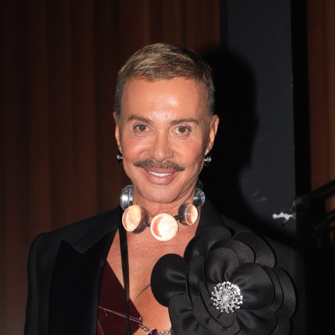 Λάκης Γαβαλάς